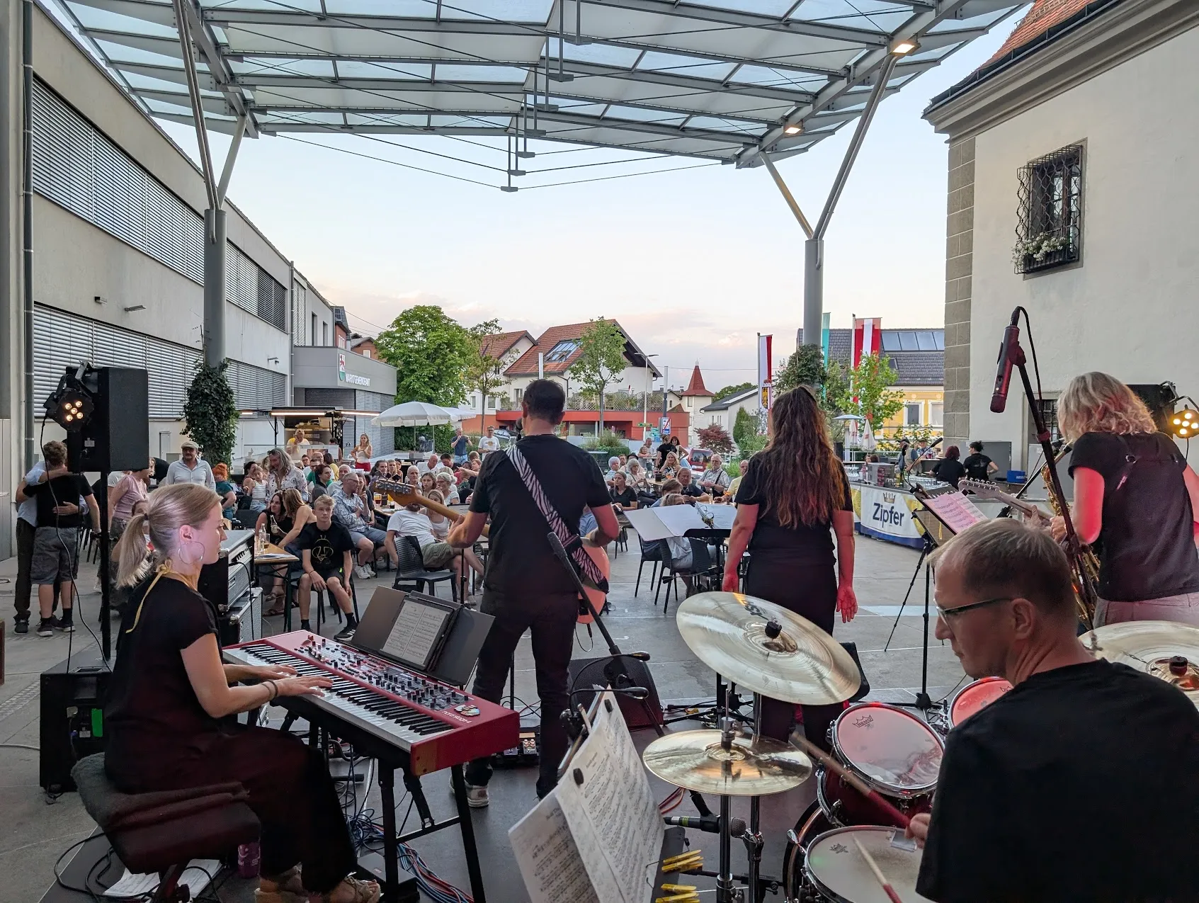 Die Bumblebees beim Konzert